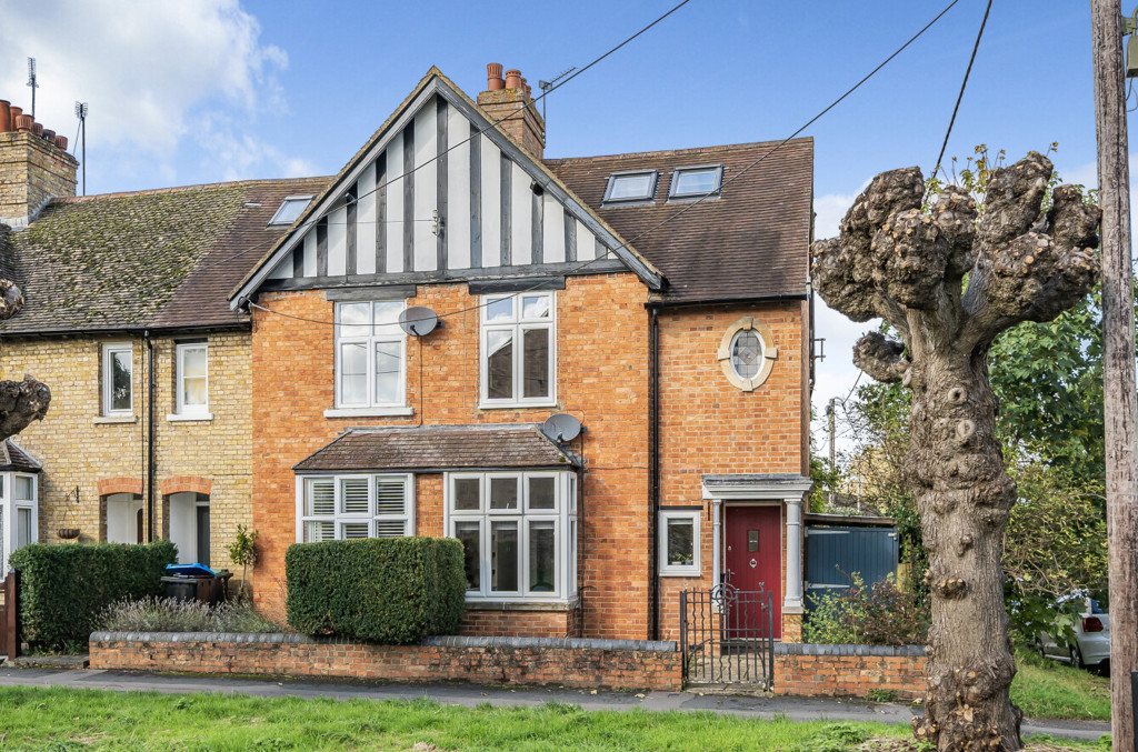 Hensington Road, Woodstock, Oxfordshire, OX20